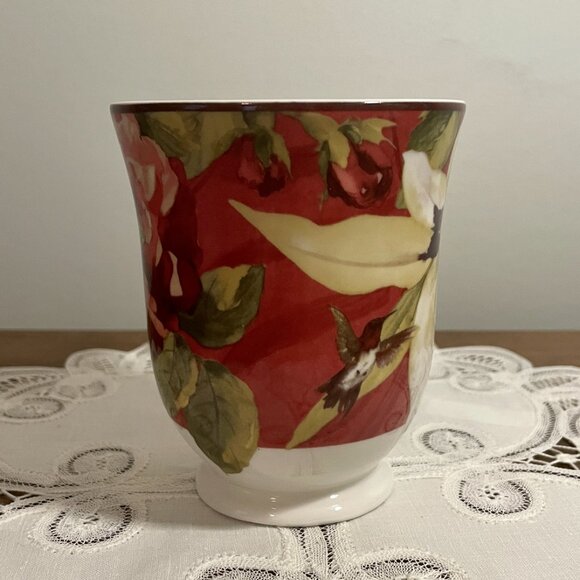 Porcelaine Fine China "222 Fifth" PTS International coffee/tea cup, Belize - Picture 2 of 7